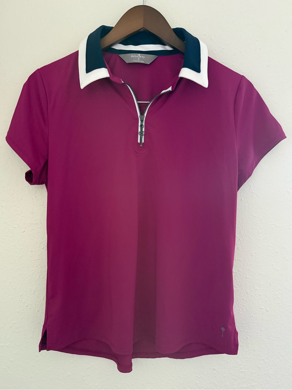 Belyn Key Fuchsia Colorblock Quarter Zip Golf Polo Size M
